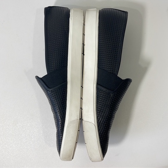 Vince Blair 5 Slip On Sneakers Black Size 10 - Picture 10 of 12